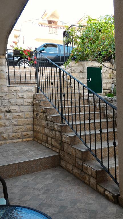 Apartment Mile Šibenik Exteriör bild